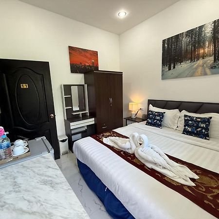 Patong Heaven House Restro & Bar酒店 外观 照片