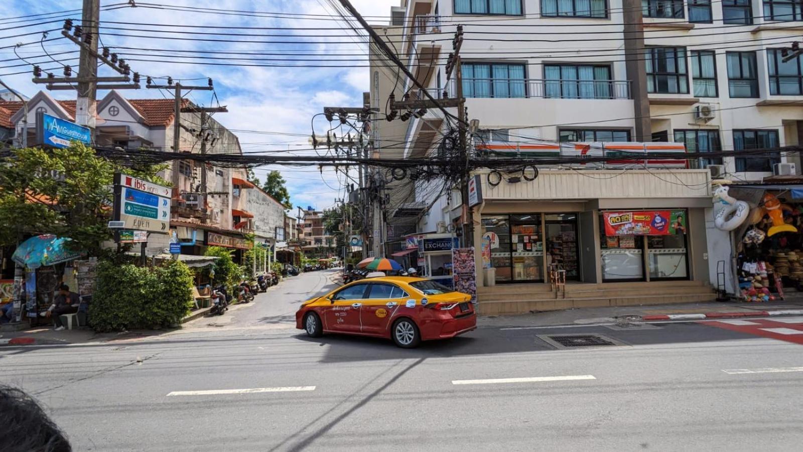 Patong Heaven House Restro & Bar酒店 外观 照片