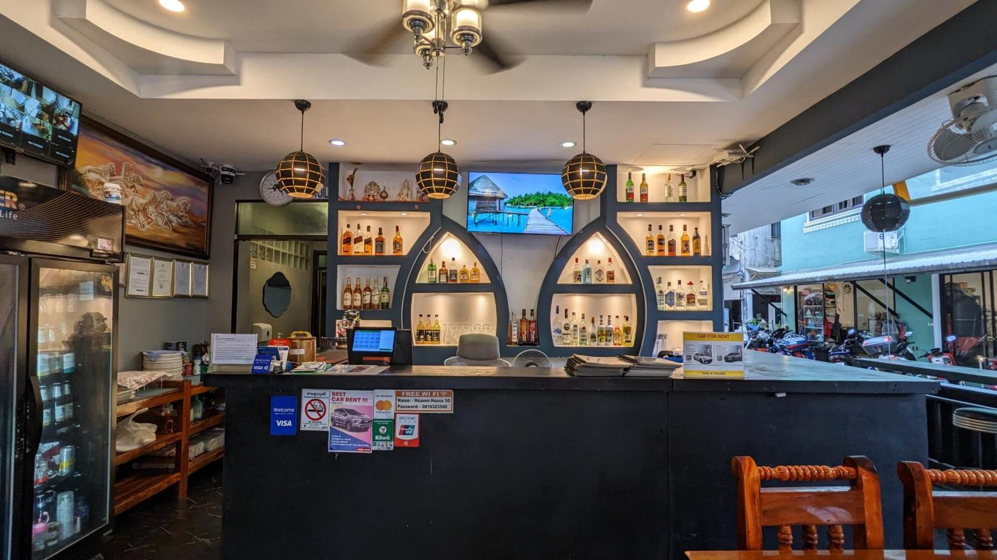 Patong Heaven House Restro & Bar酒店 外观 照片