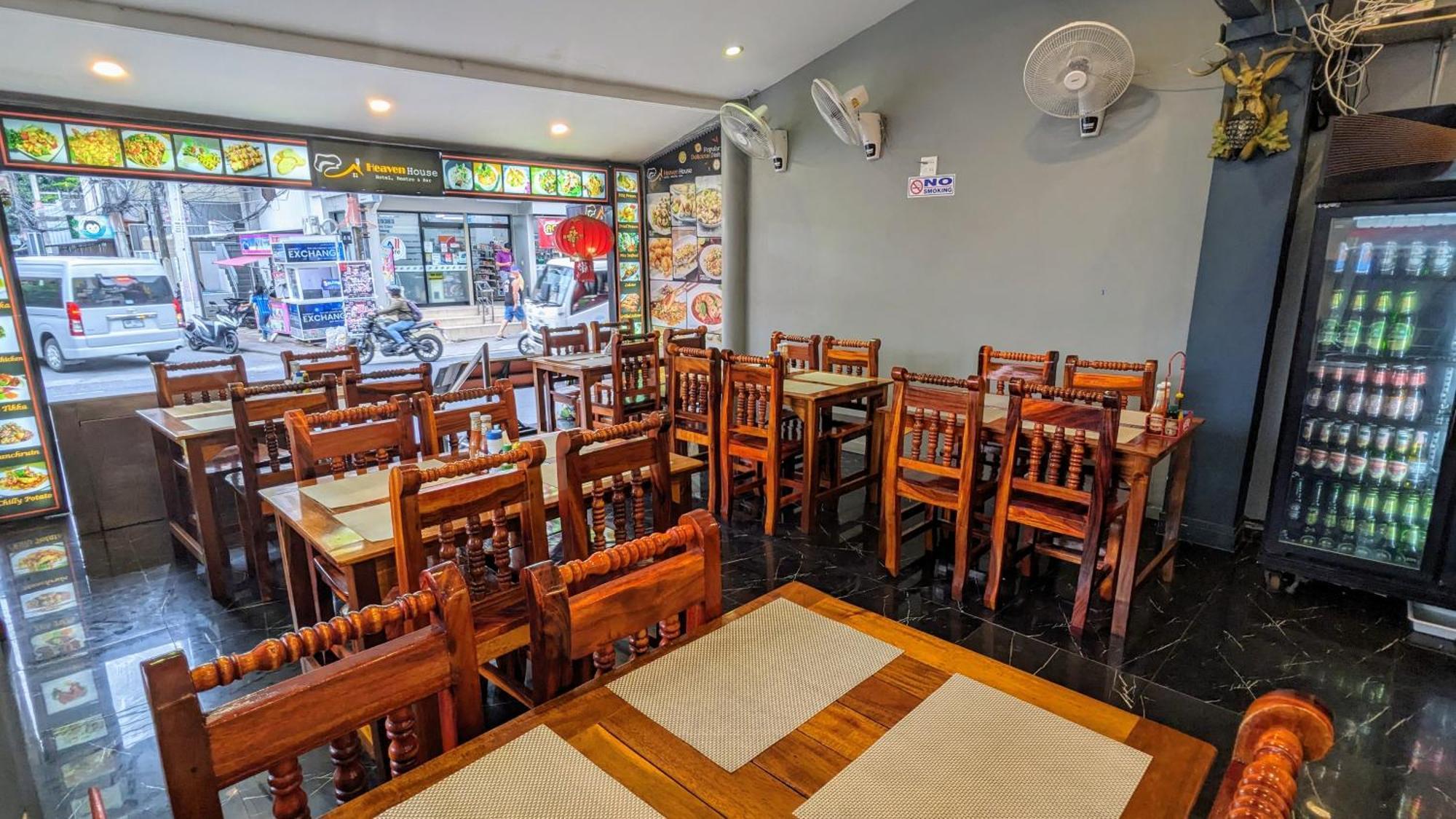 Patong Heaven House Restro & Bar酒店 外观 照片
