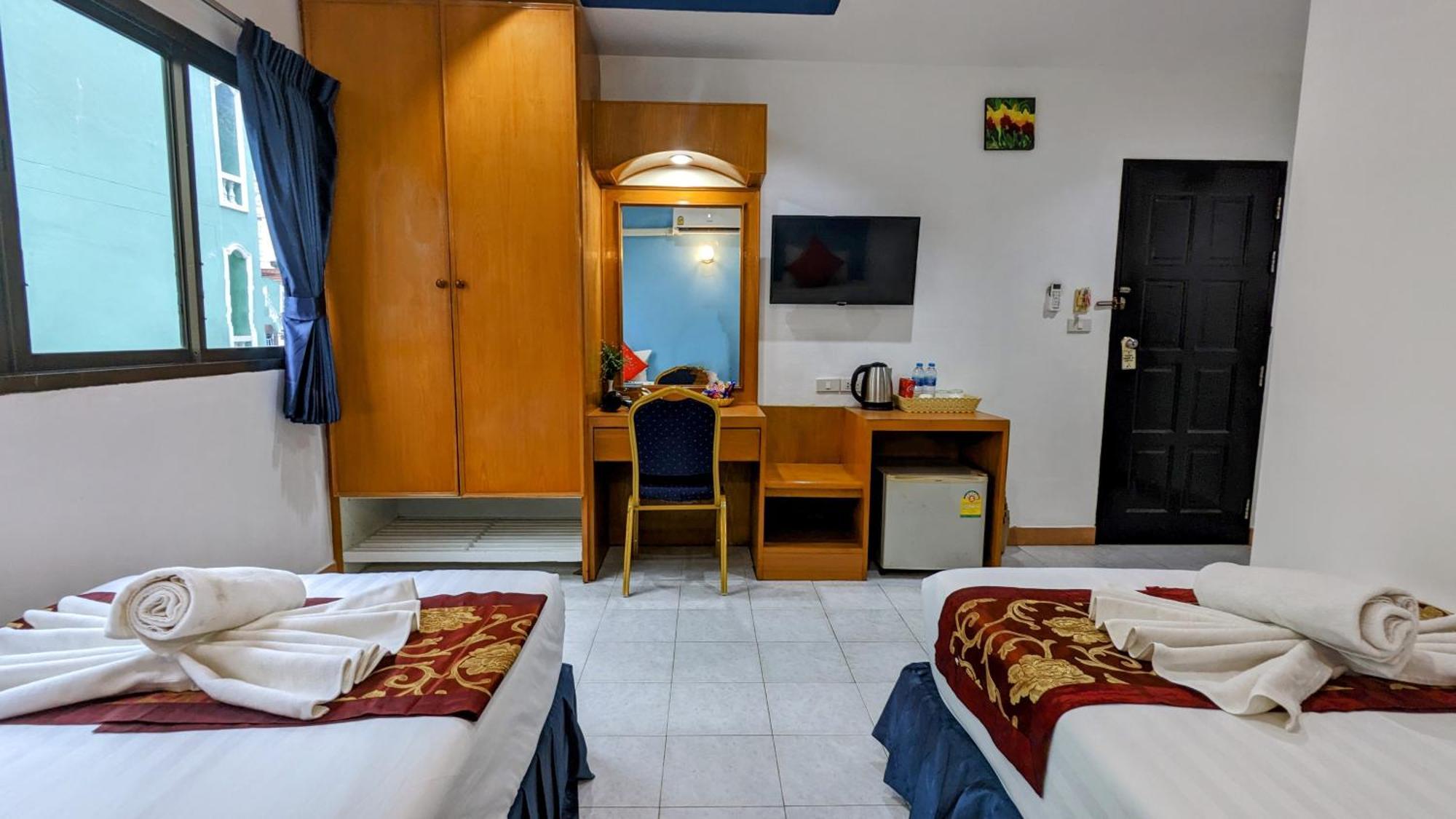 Patong Heaven House Restro & Bar酒店 外观 照片