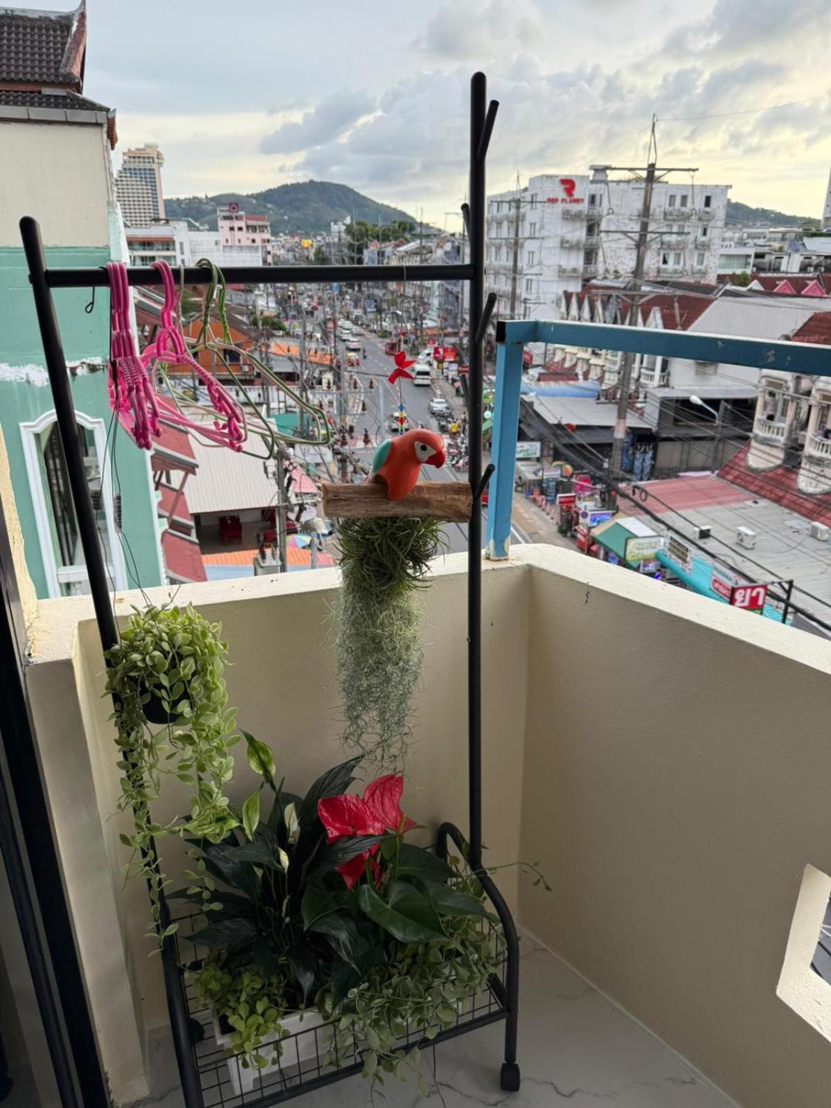 Patong Heaven House Restro & Bar酒店 外观 照片